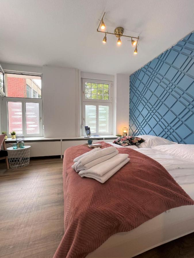 Zentrales Apartment Am Hafen Inklusive Netflix! Emden Exterior photo